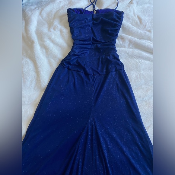 Navy Blue Long Prom/ Gala/ Event Dress (open to offers) - Picture 11 of 15